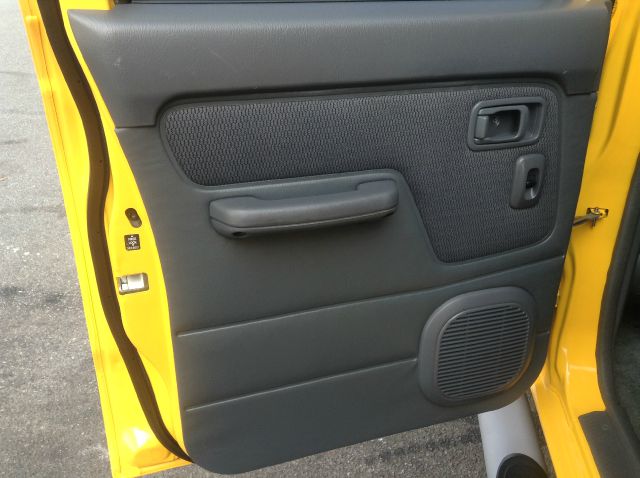 2002 Nissan Frontier Nav/rc/bluet