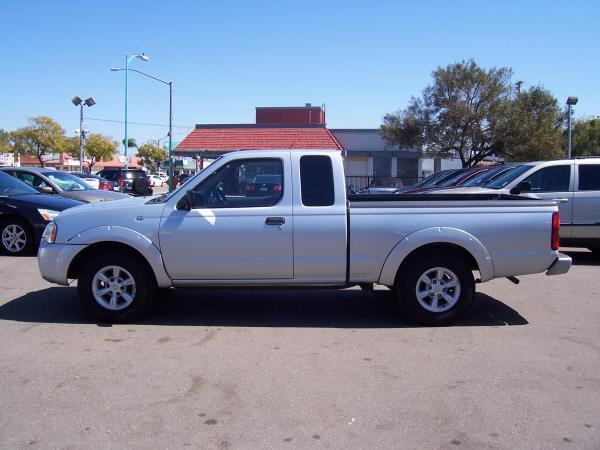 2002 Nissan Frontier Unknown