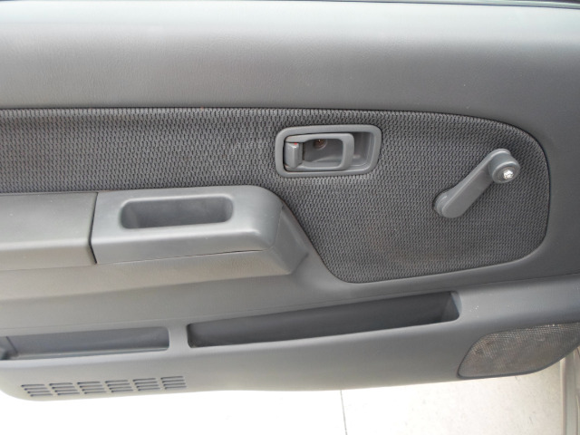 2002 Nissan Frontier Ss-35