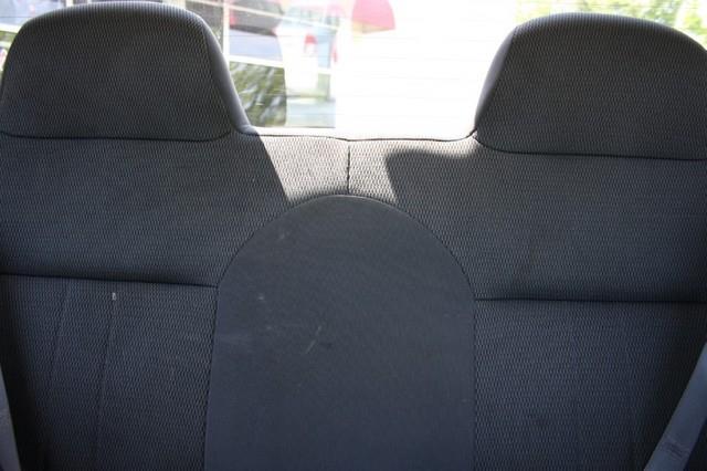 2003 Nissan Frontier SE