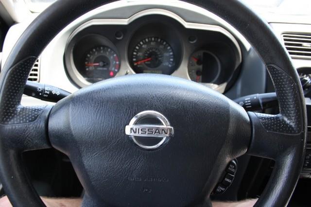 2003 Nissan Frontier SE
