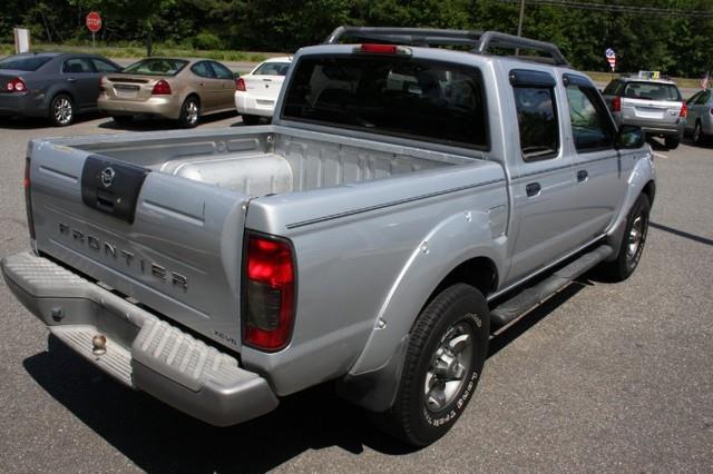 2003 Nissan Frontier SE