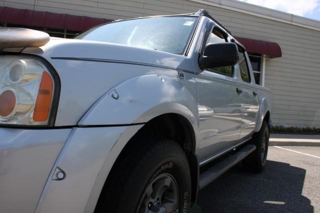 2003 Nissan Frontier SE