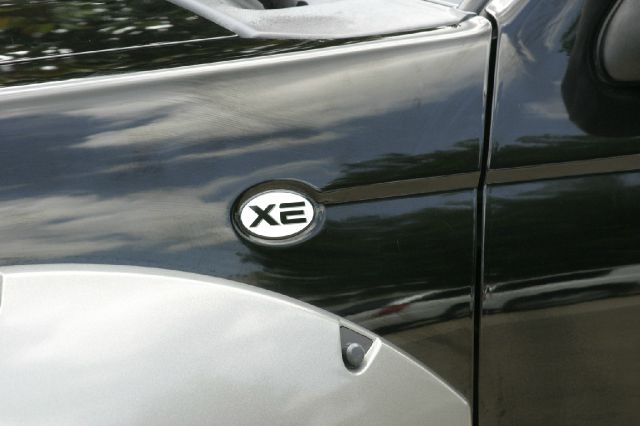 2003 Nissan Frontier 2WD Reg Cab 126 XLT