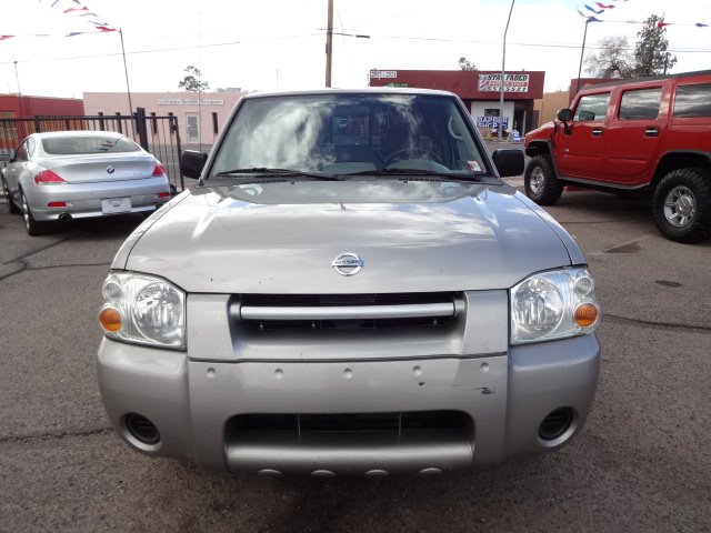 2003 Nissan Frontier SE 2WD