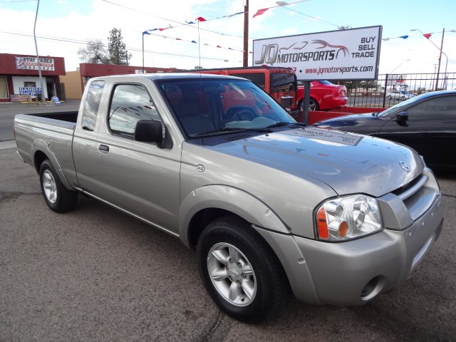 2003 Nissan Frontier SE 2WD