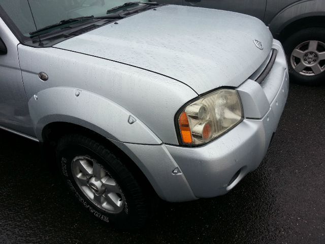 2003 Nissan Frontier X AWD W/navigation