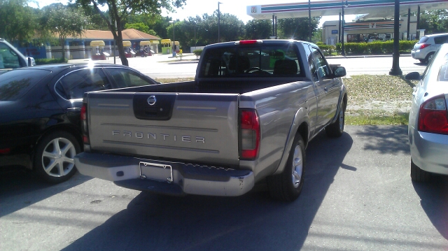 2004 Nissan Frontier 29