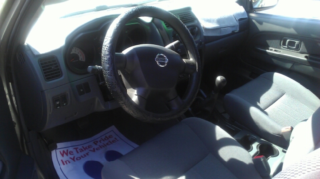 2004 Nissan Frontier 29