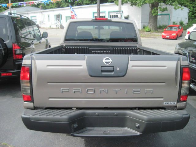 2004 Nissan Frontier LX -V6