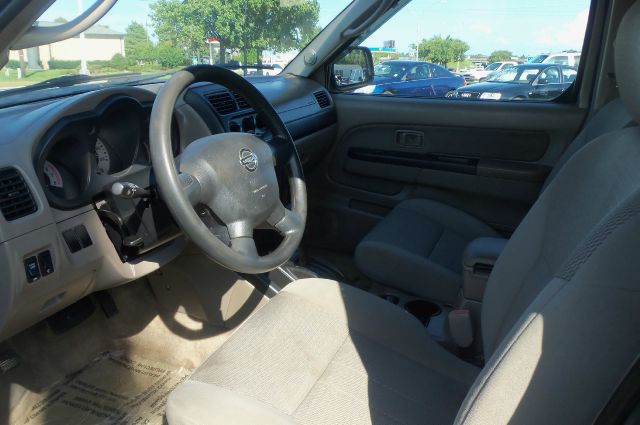 2004 Nissan Frontier 2WD Reg Cab 126 XLT