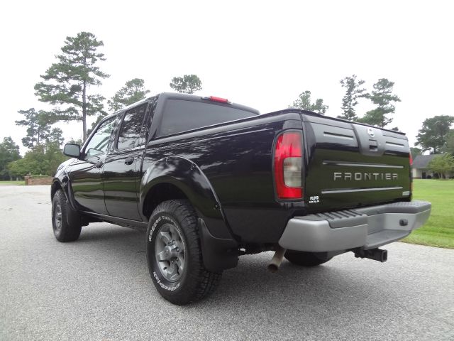 2004 Nissan Frontier 2WD Reg Cab 126 XLT