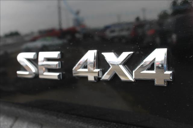 2005 Nissan Frontier Quad Cab HEMI SLT