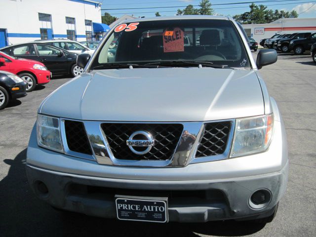2005 Nissan Frontier SE 2WD