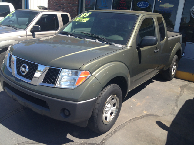 2005 Nissan Frontier SE 2WD