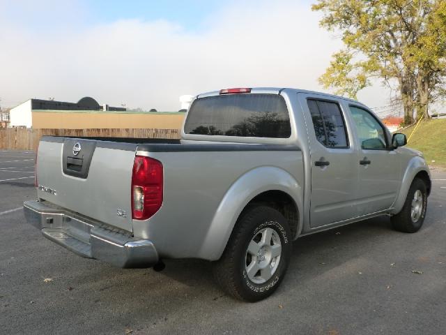 2005 Nissan Frontier SLE Z71 Crew Cab Short Bed 4X4