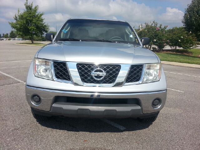 2005 Nissan Frontier SLE Z71 Crew Cab Short Bed 4X4