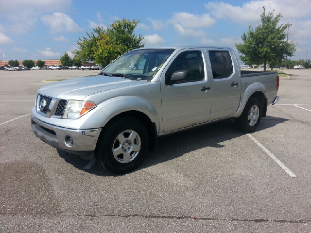 2005 Nissan Frontier SLE Z71 Crew Cab Short Bed 4X4