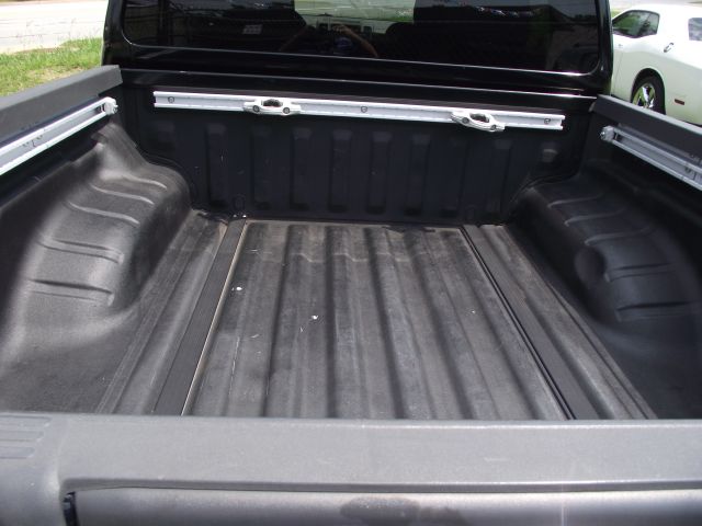 2005 Nissan Frontier SLE Z71 Crew Cab Short Bed 4X4
