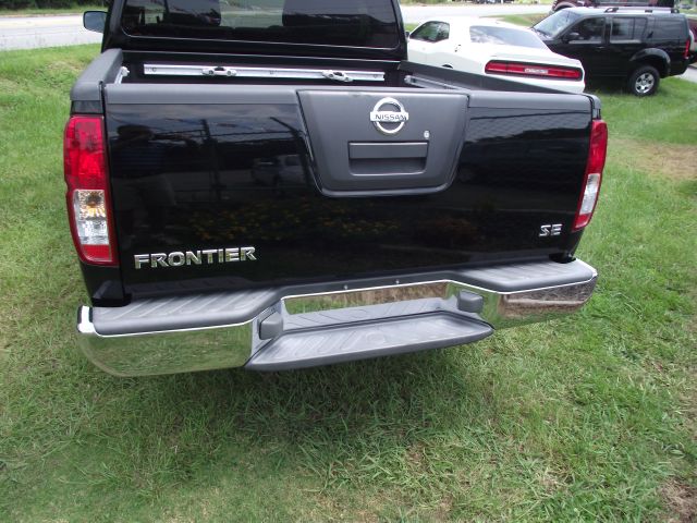 2005 Nissan Frontier SLE Z71 Crew Cab Short Bed 4X4