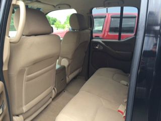 2005 Nissan Frontier 2.5 AWD SUV