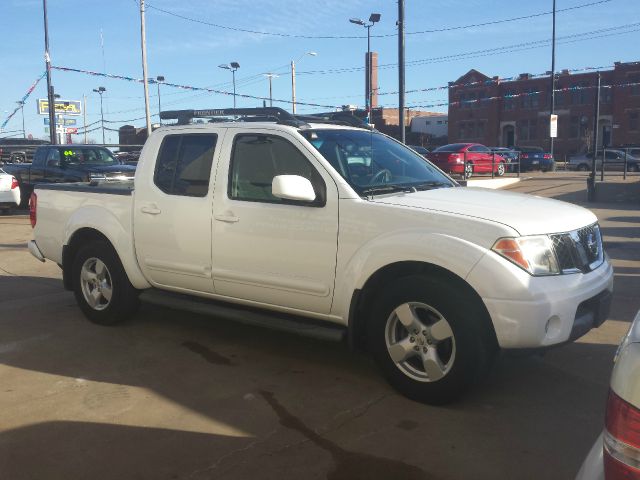 2005 Nissan Frontier 4X4 Le3rd Rowone Owner