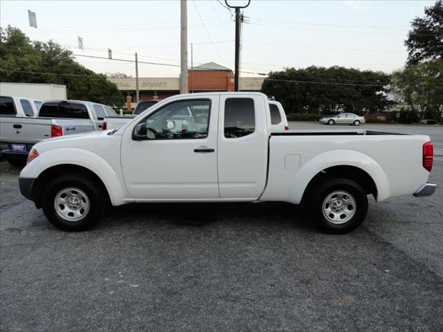 2006 Nissan Frontier SE 2WD