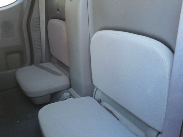 2006 Nissan Frontier SE 2WD