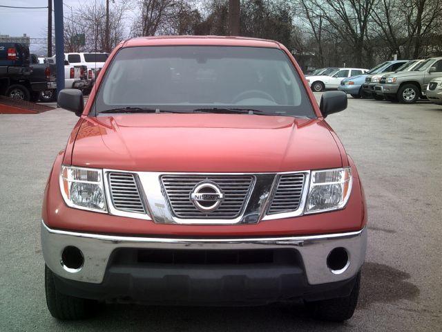 2007 Nissan Frontier SLE Z71 Crew Cab Short Bed 4X4