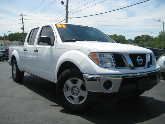 2007 Nissan Frontier Reg Cab 3.0L Edge
