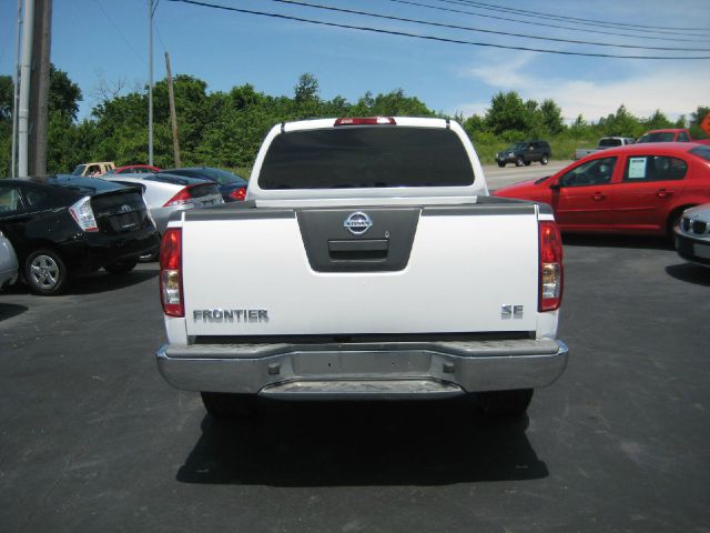 2007 Nissan Frontier Reg Cab 3.0L Edge