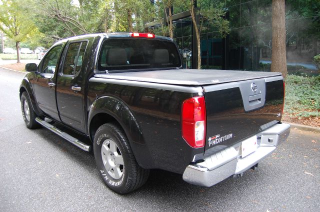 2008 Nissan Frontier SLE Z71 Crew Cab Short Bed 4X4