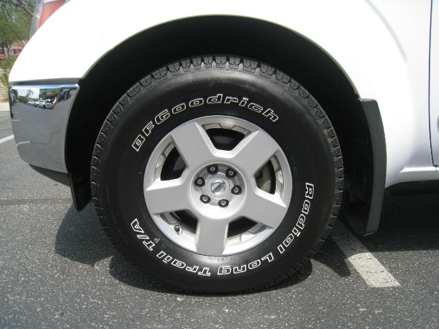 2008 Nissan Frontier Reg Cab 3.0L Edge