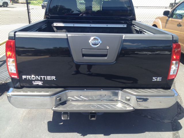 2008 Nissan Frontier SLE Z71 Crew Cab Short Bed 4X4