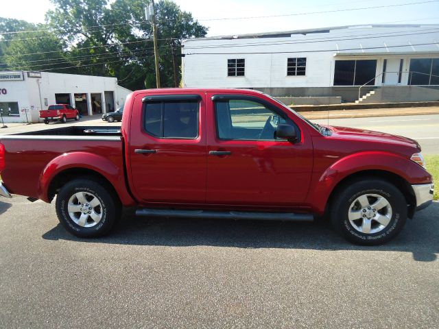 2010 Nissan Frontier SLE Z71 Crew Cab Short Bed 4X4