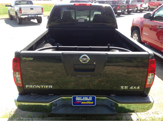 2010 Nissan Frontier With 22s