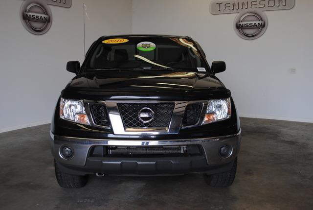 2010 Nissan Frontier 4d Wagon CE 8 Pass