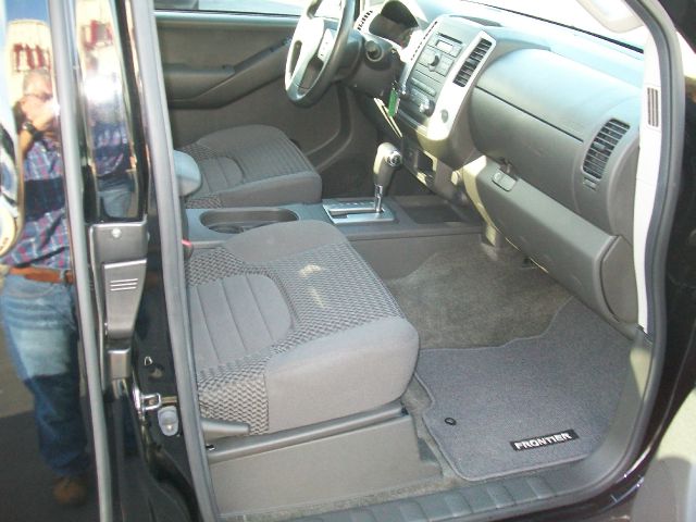 2012 Nissan Frontier 2WD Quad Cab 140.5 Inch ST Truck