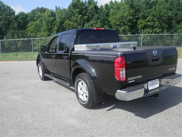 2012 Nissan Frontier 4.6L Eddie Bauer