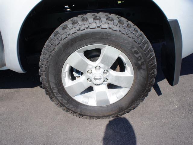 2012 Nissan Frontier 4dr Sdn SE V6 Auto