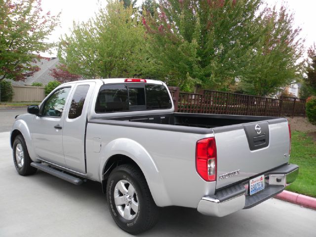 2012 Nissan Frontier 2WD Quad Cab 140.5 Inch ST Truck