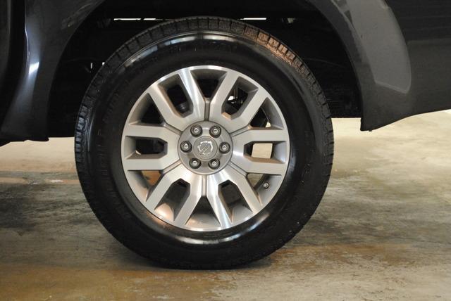 2012 Nissan Frontier LS S