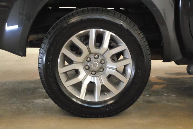 2012 Nissan Frontier LS S