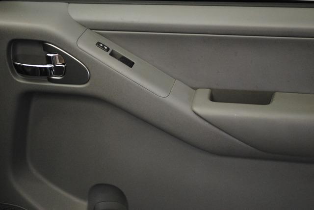 2012 Nissan Frontier LS S