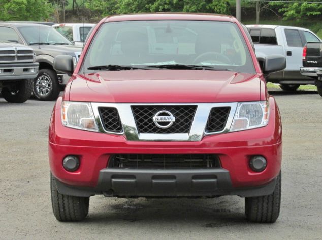2012 Nissan Frontier 4WD Quad Cab 140.5 Laramie