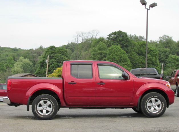 2012 Nissan Frontier 4WD Quad Cab 140.5 Laramie