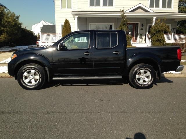 2012 Nissan Frontier LX Minivan