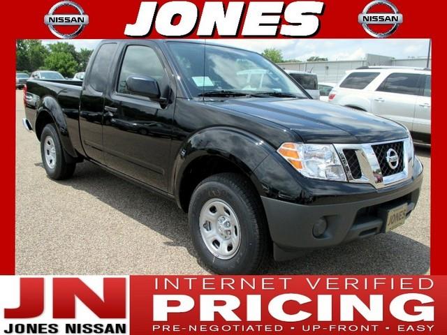2013 Nissan Frontier XR