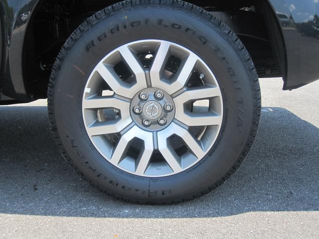 2013 Nissan Frontier LS S