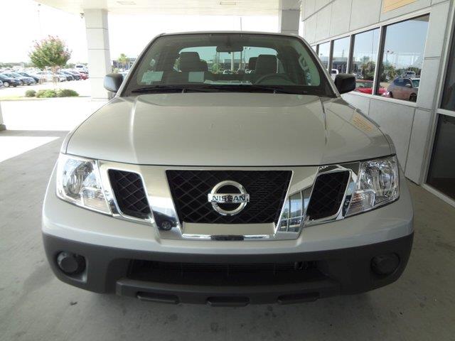 2013 Nissan Frontier XR